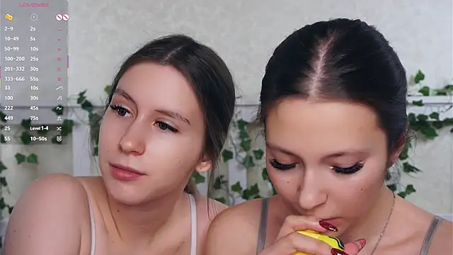 GabrielleLynchard online show from February 2026 09:43:01 PM