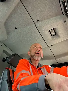 Snapshot of Sly38900 chatting on October 2025 02:59:01 PM Sly38900 online show from October 2025 02:59:01 PM