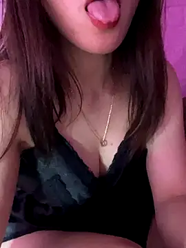 Moon pusy online show from November 2025 06:57:02 PM