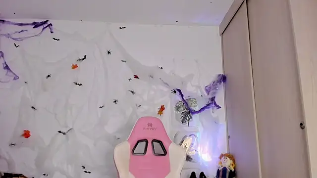 Snapshot of Susy_spark chatting on November 2025 11:04:02 PM Susy spark online show from November 2025 11:04:02 PM