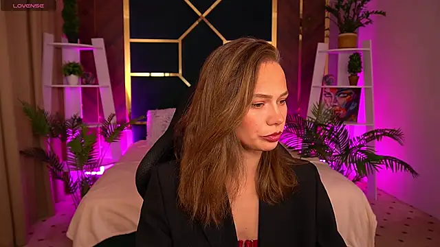 ShyySiren online show from October 2025 01:51:02 PM