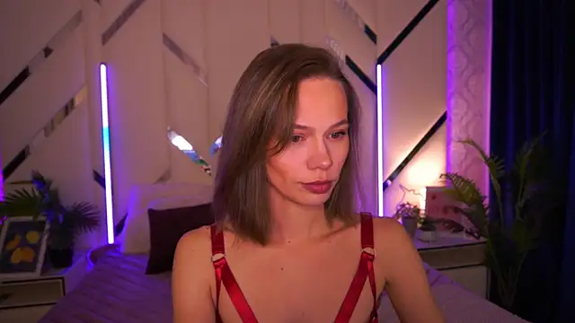 ShyySiren online show from December 2025 02:34:01 PM