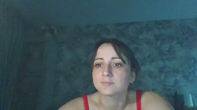 Avylith online show from October 2025 05:10:01 PM