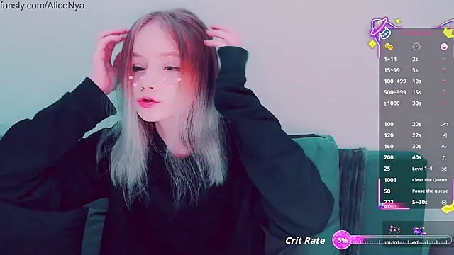 Snapshot of AliceNya_cute chatting on October 2025 04:34:01 AM AliceNya cute online show from October 2025 04:34:01 AM