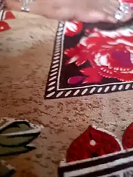 Snapshot of Romantic_couple89 chatting on October 2025 01:50:01 PM Romantic couple89 online show from October 2025 01:50:01 PM