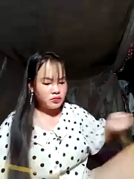 emilyzz online show from February 2026 03:34:02 AM