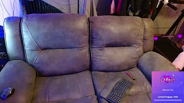 Snapshot of DamaDevotchka chatting on September 2025 03:33:02 AM DamaDevotchka online show from September 2025 03:33:02 AM