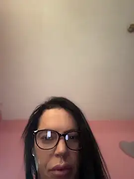 Snapshot of DIRTY_PAISLEY_X chatting on May 2026 08:25:02 PM DIRTY PAISLEY X online show from May 2026 08:25:02 PM