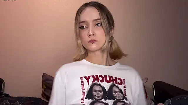 SoftcoreAlly online show from October 2025 05:11:02 PM