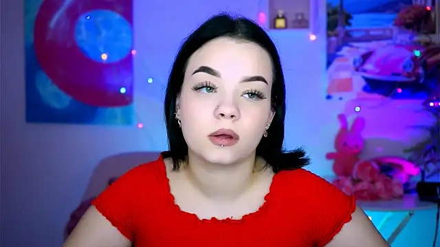 leslierowe  online show from September 2025 01:02:01 PM