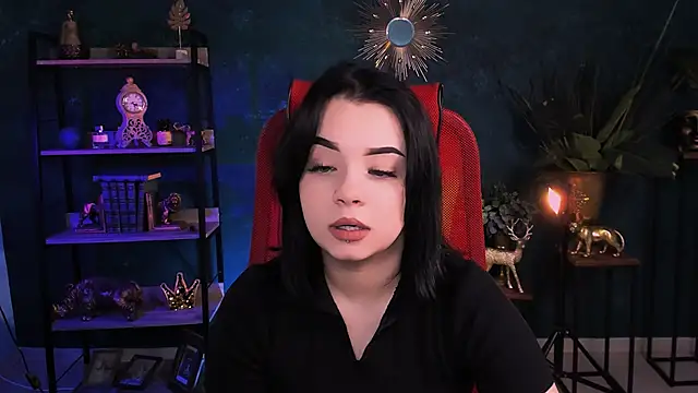 leslierowe  online show from October 2025 04:39:02 PM