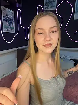 MilaMoone online show from March 2026 11:05:02 AM