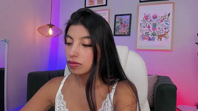 Tiffany Low online show from July 2026 05:41:01 PM