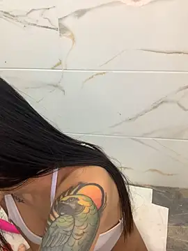 MiQeilaSweet online show from March 2026 04:57:02 PM