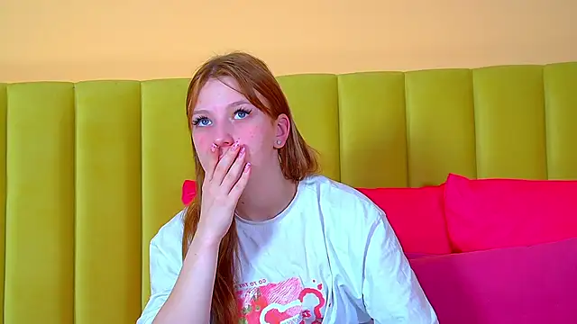 Snapshot of BeatriceBinoche chatting on November 2025 06:33:02 PM BeatriceBinoche online show from November 2025 06:33:02 PM