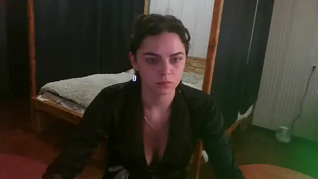 EthelsLover online show from April 2026 02:13:02 PM