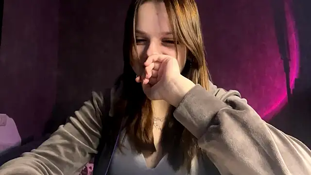 Vickypiki online show from September 2025 02:32:01 PM