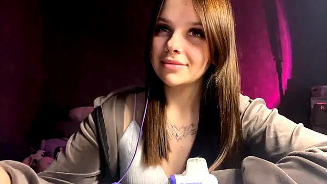Vickypiki online show from September 2025 02:11:01 PM