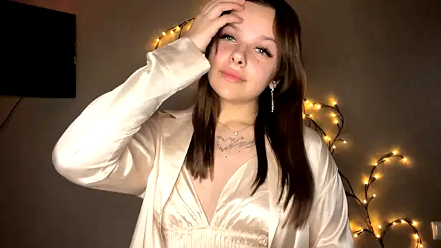 Vickypiki online show from September 2025 03:28:01 PM