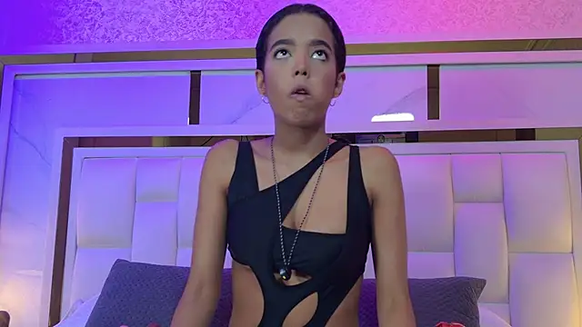 Snapshot of paulina_cano chatting on November 2025 07:12:01 PM paulina cano online show from November 2025 07:12:01 PM