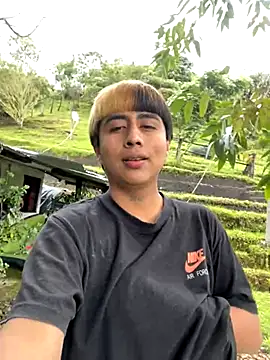 sky-wolves online show from November 2025 04:45:02 PM