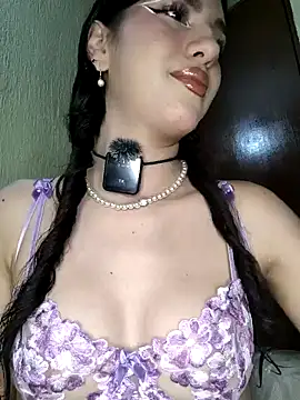 Emily-hottson online show from October 2025 06:58:02 AM