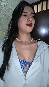 Emily-hottson online show from December 2025 05:05:01 AM