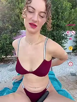 CurlyChloe online show from July 2026 05:00:02 AM