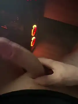 jstntz online show from December 2025 11:55:02 PM