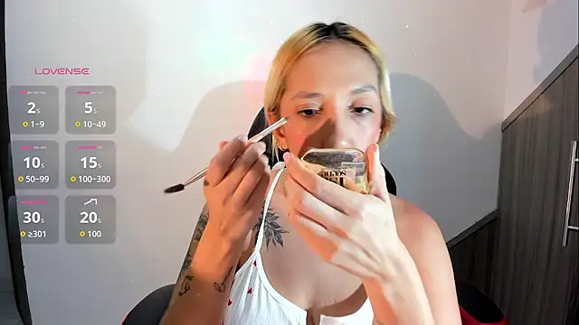 Isa klein online show from April 2026 05:27:01 AM