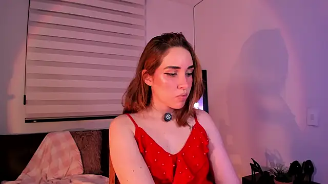 SarahCastillo  online show from October 2025 05:29:02 AM