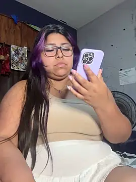 Lunarebelde online show from December 2025 03:03:01 AM