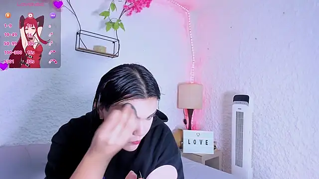 Snapshot of BlaerShadow_ chatting on November 2025 08:08:02 PM BlaerShadow online show from November 2025 08:08:02 PM