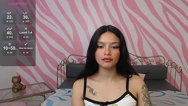 maddie  cute online show from October 2025 08:39:02 PM