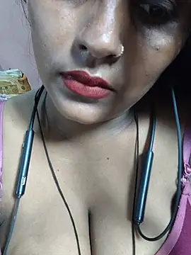 Jasmine Januja online show from July 2026 04:49:02 AM