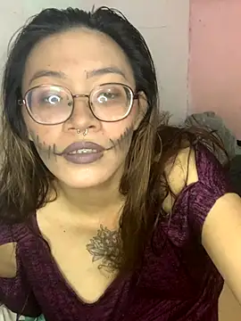 Snapshot of Vivory_Sweet chatting on November 2025 06:15:02 AM Vivory Sweet online show from November 2025 06:15:02 AM