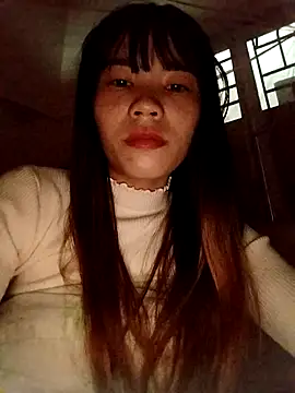 Snapshot of linhkem-cute chatting on November 2025 03:19:01 AM linhkem-cute online show from November 2025 03:19:01 AM