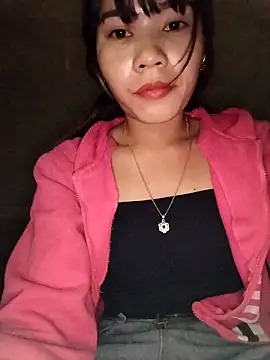 Snapshot of linhkem-cute chatting on November 2025 09:48:02 AM linhkem-cute online show from November 2025 09:48:02 AM