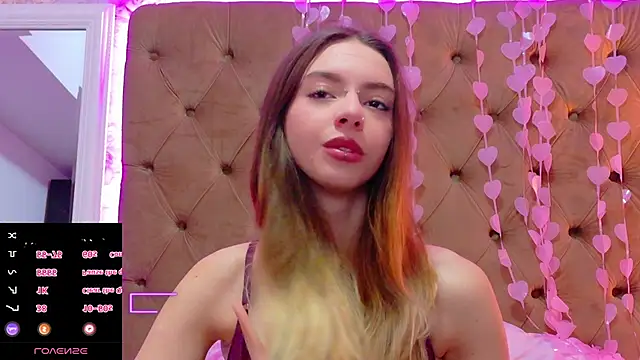 CoraVex online show from March 2026 05:12:02 AM