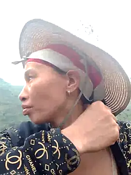 Snapshot of donna-bae chatting on March 2026 09:59:02 AM donna-bae online show from March 2026 09:59:02 AM