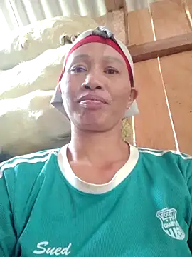 Snapshot of donna-bae chatting on April 2026 05:41:02 AM donna-bae online show from April 2026 05:41:02 AM