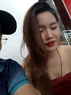 Snapshot of MaiHoang2k chatting on September 2025 11:36:02 AM MaiHoang2k online show from September 2025 11:36:02 AM