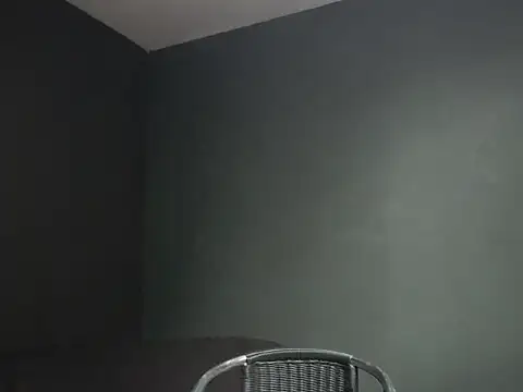 Snapshot of guesswhatbitch chatting on October 2025 06:34:02 AM guesswhatbitch online show from October 2025 06:34:02 AM