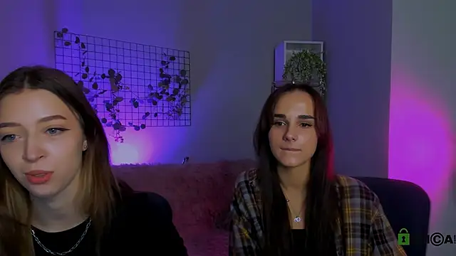 ariana ross7 online show from September 2025 10:16:01 AM