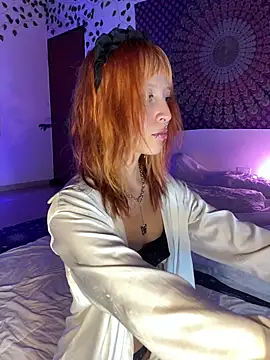 Snapshot of Nymphel1Moth chatting on September 2025 02:15:02 AM Nymphel1Moth online show from September 2025 02:15:02 AM