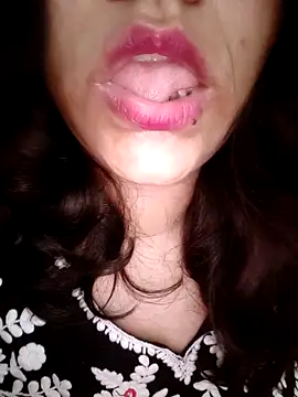 Snapshot of Bhaavyasingh chatting on September 2025 08:27:02 AM Bhaavyasingh online show from September 2025 08:27:02 AM