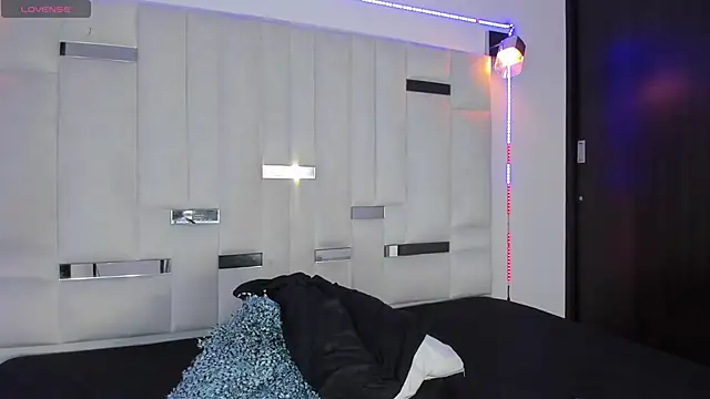 Snapshot of Jacob19_ chatting on October 2025 12:00:02 PM Jacob19  online show from October 2025 12:00:02 PM