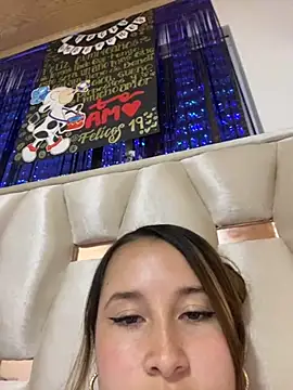 Snapshot of Swet_Violet chatting on September 2025 09:51:01 PM Swet Violet online show from September 2025 09:51:01 PM