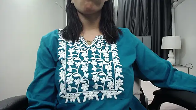 kashvi  online show from February 2026 07:10:01 PM