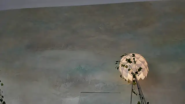Snapshot of Moon_Shard chatting on July 2026 06:17:01 AM Moon Shard online show from July 2026 06:17:01 AM